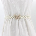Chaîne de taille en perles blanches avec boucle papillon dorée strassée pour robes - Grand Papillon Doré