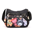 Borsa a tracolla in nylon nero con stampe di cartoni animati e tasche con cerniera - Motivo Orso