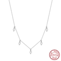 Elegante collana in argento sterling S925 con cinque perle bianche d'acqua dolce - Perla Barocca da 6mm / Argento