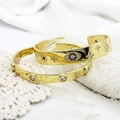 18K vergulde evil eye manchetarmbanden met kleurrijke zirkoon en golvende textuur - Stijl 9 Boze Oog 10.8mm Breed