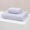 Set di asciugamani in pile corallo viola chiaro con trama a strisce in rilievo - Cuffia per capelli Standard / Pile Caramella Grigio Nuvola