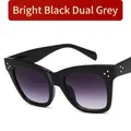 Klassische Übergroße Cat-Eye-Sonnenbrille in Glanzschwarz mit grauen Verlaufsgläsern - Schwarzer Rahmen Doppelt Graue Linse