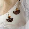 Ethnic wood fan hollow earrings with brown beads in a minimalist retro style - Fan Dangle / Brown