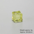 Detail of 18mm light green resin ice cube prop weighing 5g with wavy texture - Transparent Yellow