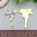 Ciondoli smaltati di girasole e iris in viola e bianco con retro dorato - Iris Blu e Bianco