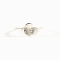 Anello minimalista in argento sterling S925 con incisione onda marina su sfondo bianco lucido - Taglia US 6 / Oro Bianco