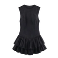 Mini robe noire sans manches chic avec des couches de jupe à volants sur fond blanc uni - XS / Aqua