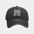 Cappellino da baseball in cotone nero lavato con stampa bianca 'Jesus Saved My Life' art - Regolabile / Nero
