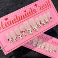 Handgefertigte Leopard-Print French Nails mit roten Strasssteinen und rosa Basis - XS / Französischer Leopard-Kirsch-Stil (SP174)