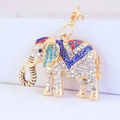 Portachiavi a forma di elefante dorato con smalto colorato e strass per decorare borse - Blu