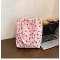 Rosa Cord-Beuteltasche mit Erdbeermuster und praktischer Frontaußentasche für Damen - Rosa