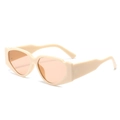 Fashionable creamy white cat-eye sunglasses with semi-transparent orange lenses - Off-white Frame Tea Lens