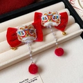 Barrettes du Nouvel An en velours rouge avec broderie lion et pompons de perles - 46# Pince à Bec-Rouge-Gland-Paire