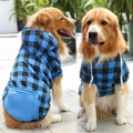 Felpa con cappuccio a quadri blu per cani con tasca a zip e coulisse per l'inverno - M / Quadri Blu e Neri