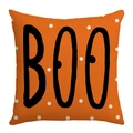 Halloween Kissenbezug in Orange mit weißen Punkten und schwarzem BOO Schriftzug - Oranger BOO Buchstabe