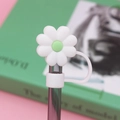 Daisy flower straw topper in white and green silicone for Stanley tumblers - White Green Flower / 10mm