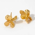 Golden flower petal stud earrings with hammered texture in high-polish stainless steel - Flower Shape (KD3195) / Gold