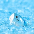 Miniature blue resin shark figurine for micro landscapes, 2.2cm long DIY craft ornament - Shark No. 6
