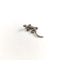 Miniatura di geco in lega di rame con finitura argento antico e dettagli testurizzati - Piccola Lucertola