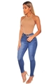 Eng anliegendes khakifarbenes Neckholder-Stricktop und dunkelblaue Skinny-Jeans - S / Hellblau