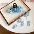 Pince à cheveux fleurie bleue élégante avec gland en perles et pétales en mousseline - Pince à Cheveux Fleur Élégante avec Gland en Perles (114#) / Bleu