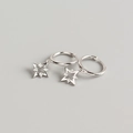 S925 Sterling Silber Stern Ohrringe mit funkelnden Zirkonia in geometrischem Design - 925er Silber / Weißgold