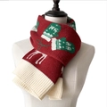 Sciarpa natalizia in maglia rossa e bianca con motivo festivo a guanti verdi jacquard - 160x30cm / Rosso Natale