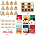 Detailansicht von 24 Weihnachts-Geschenktüten mit Anhängern, Aufklebern, Clips und Seil - 620 Set + 582 Anhänger + Rot-weißes Seil (24 Sets/Pack)