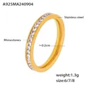 Détail de la bague en acier doré de 0,2 cm avec des strass brillants et élégants - US 6 / A925-Bande de Strass Intérieure sur Toute la Rangée / Or