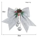Fiocco natalizio argento con pigne e bacche, decorazione da appendere 35x30cm - Argento