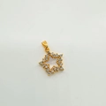 Colgante de estrella chapado en oro 18k con concha blanca y circonitas incrustadas - Dorado Concha Blanca