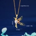 Collana a colibrì dorata con ali iridescenti e cristallo a cuore su sfondo blu - Uccello Multicolore 1018 (Viola)