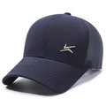 Berretto da baseball in mesh blu scuro con ricamo argentato e visiera curva - Regolabile / Blu navy