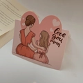 Biglietto rosa a forma di cuore per la festa della mamma con illustrazione e scritta love you mom - Festa della Mamma Ragazza Rosa