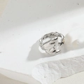 Silver striped vintage ring with irregular fluid design and polished metal finish - Irregular Shape Silver