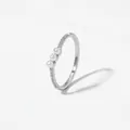 Elegante anello d'argento con tre perle e zirconi brillanti per le donne - US 6 / Stile Argento Con Tre Perle e Zirconia (B589)