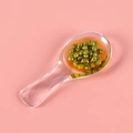 Miniatur-Löffel aus transparentem ABS mit realistischer grüner Bohnensuppe-Modell - Transparent-Mungbohnen