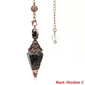 Makroaufnahme des Obsidian-Kristallpendels mit Kupferspirale und Harzgehäuse-Detail - Schwarzer Obsidian Antik-Bronze