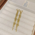 Orecchini a cuore dorati con quattro nappine lunghe a catena a serpente eleganti - Frangia a Catena Serpente in Smalto Oro (E0416)