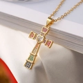 Detail von 18K vergoldetem Kreuzanhänger mit bunten herzförmigen Edelsteinen - Gold mit bunten Zirkonia