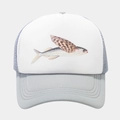 Detailansicht der Trucker Cap mit Fliegendem Fisch Motiv und grauem Netzgewebe - Fliegender Fisch Muster Grau-Weiß (Farbe #5)