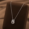 Collier en acier titane argenté doté d'un pendentif bois de cerf avec une pierre centrale - 8924-Argent