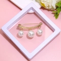 Elegant gold metal brooch with three white hanging pearls in a minimalist frame design - XZ035-Pearl Pendant-Boxed