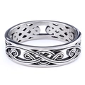 Close-up of vintage Celtic knot woven pattern on a silver stainless steel ring band - US 7 / Celtic Hollow Style (钢色01408)