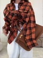 Détail d'une chemise vintage à carreaux orange et noir au style rétro urbain chic - S / Hauts / Jaune Terre