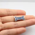 DIY Blauer Strass Knochen Anhänger für Armbänder und Schlüsselanhänger Silber - 8MM Knochen - Himmelblau