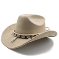 Détail du chapeau de cowboy en daim kaki avec glands blancs, coquillages et pièce argentée - M(56-58cm) / Chameau Clair