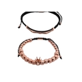 Dettaglio del bracciale con perline a corona in oro rosa e bracciale in corda intrecciata - Set Da 2 Pezzi Oro Rosa Stile G