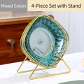 Lot de 4 assiettes à collation en verre coloré avec un support de rangement en métal doré - Couleurs Mélangées (4 PC + Support)