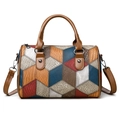 Borsa a mano Boston con motivo patchwork geometrico 3D e varie trame in ecopelle - Marrone